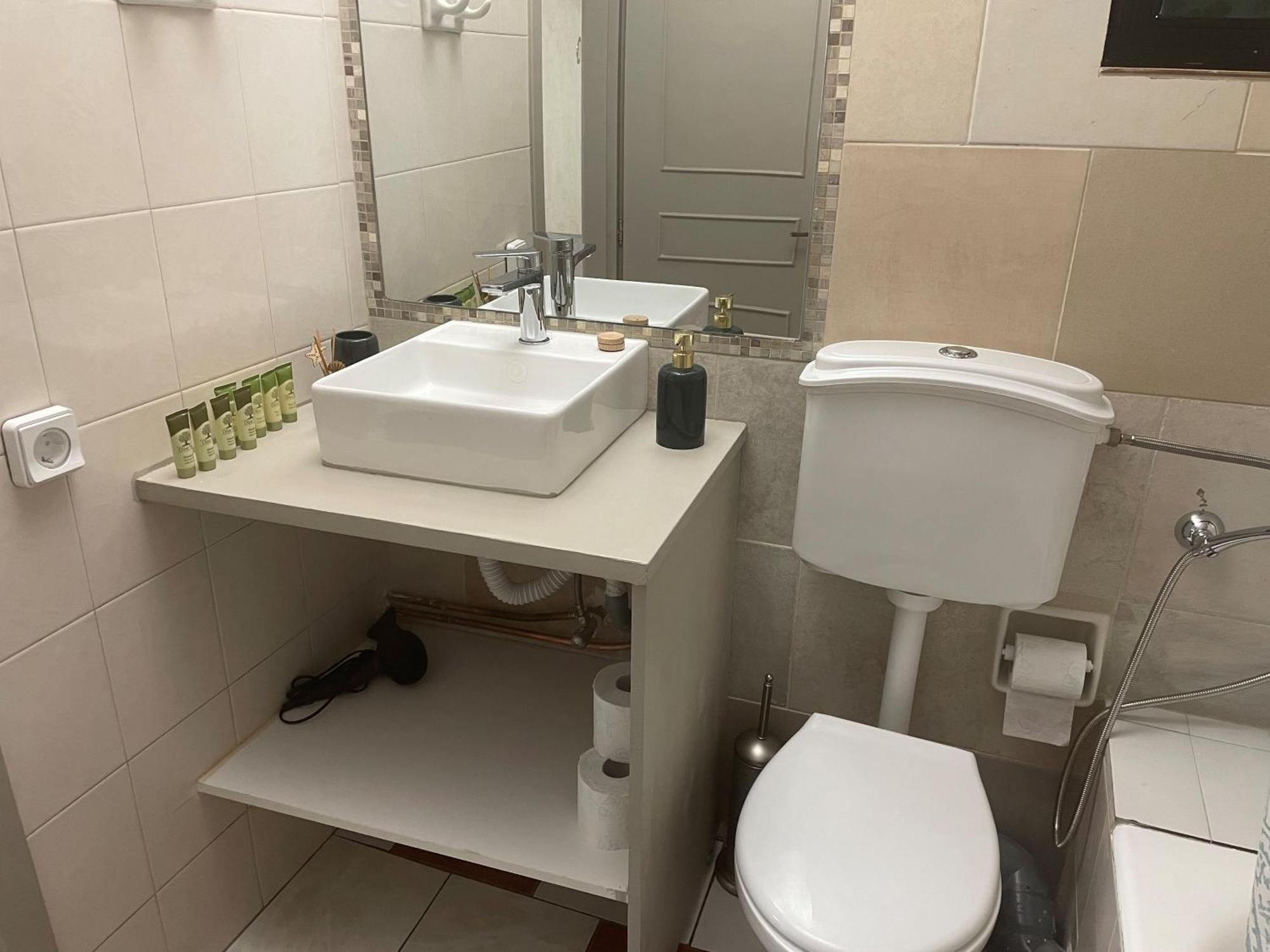 ארגוסטולי Hotel Kourkoumelata מראה חיצוני תמונה
