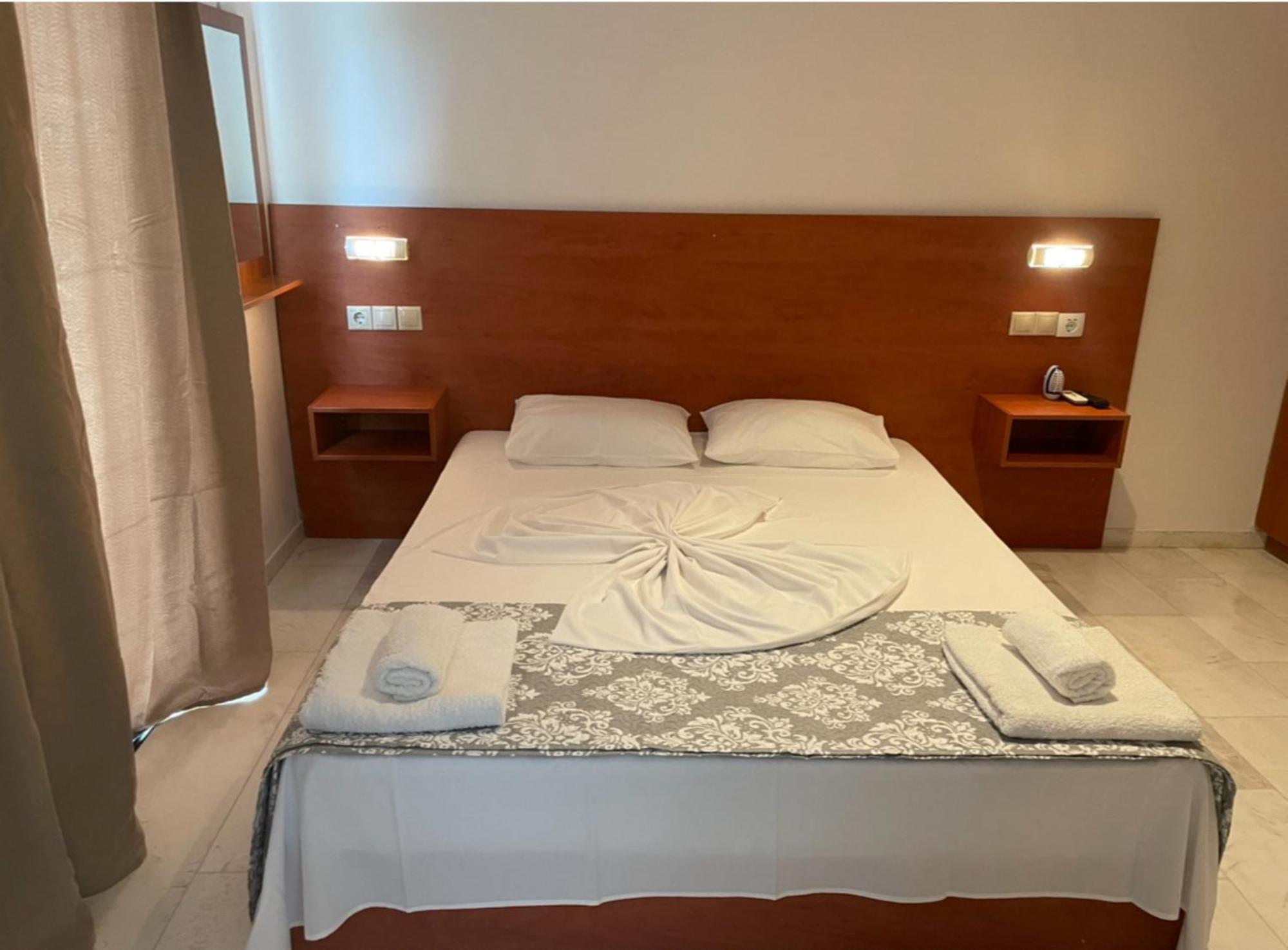ארגוסטולי Hotel Kourkoumelata מראה חיצוני תמונה